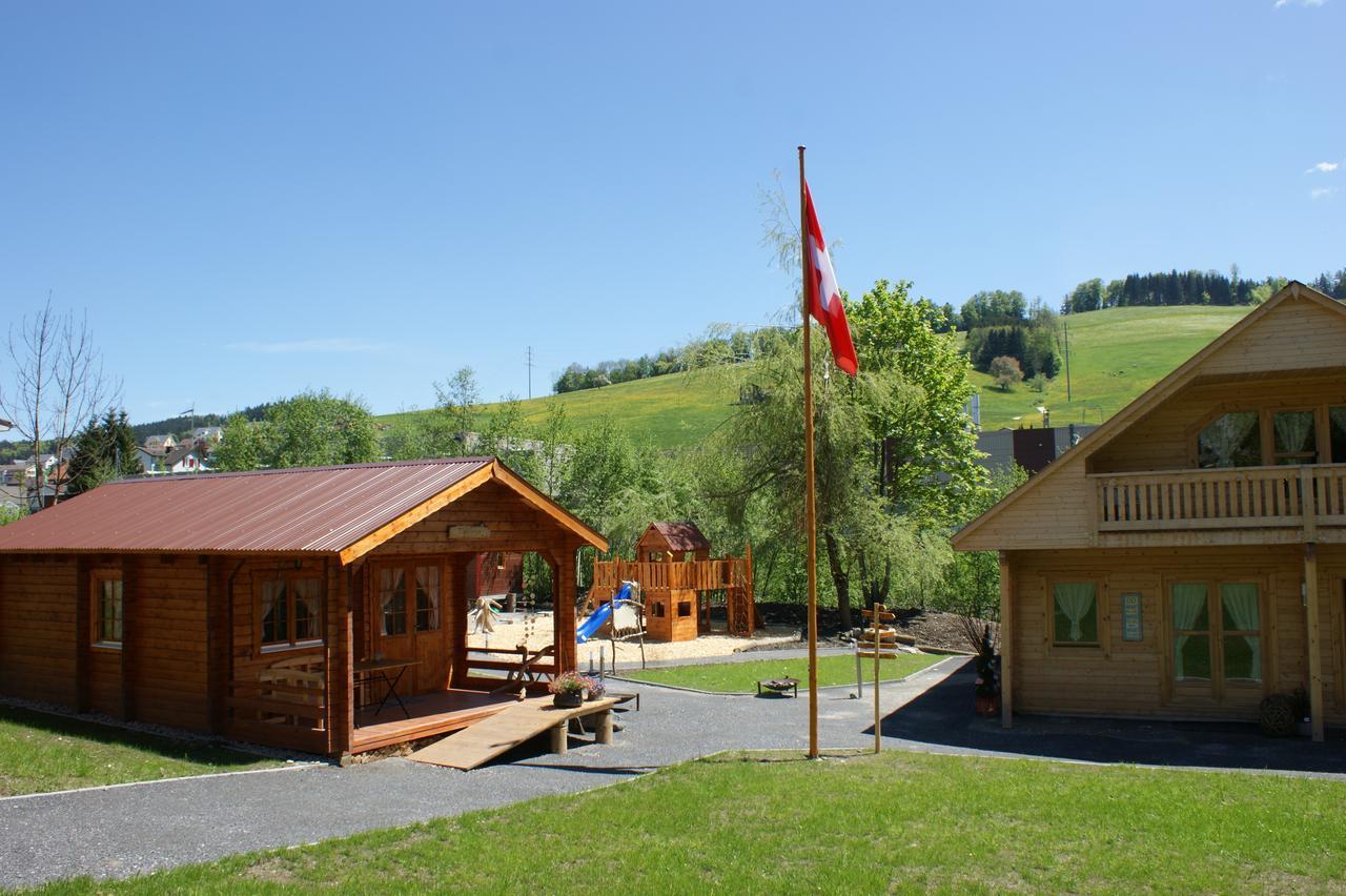 Villa Donkey Chalet Degersheim Δωμάτιο φωτογραφία